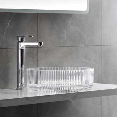 De moderne Verticale Strepen die van Crystal Clear Glass Wash Basin de Gootstenen van het Badkamersbassin gieten